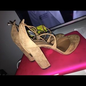 Aquazzura pump suede cogniac